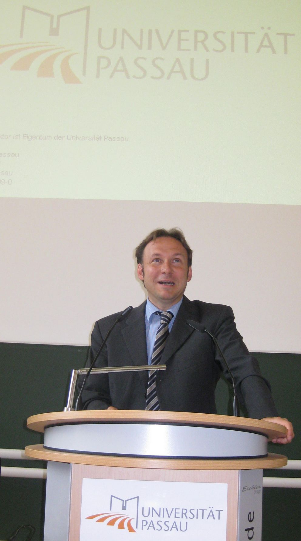 Prof. Dr. Frank Bayreuther, Universität Passau